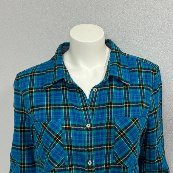 Nirvana Upcycled Plaid Schacket - Picture 4 of 7